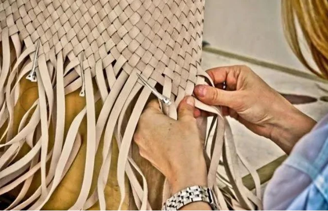 皮革编织新品 | 浮光花影 镜生万物